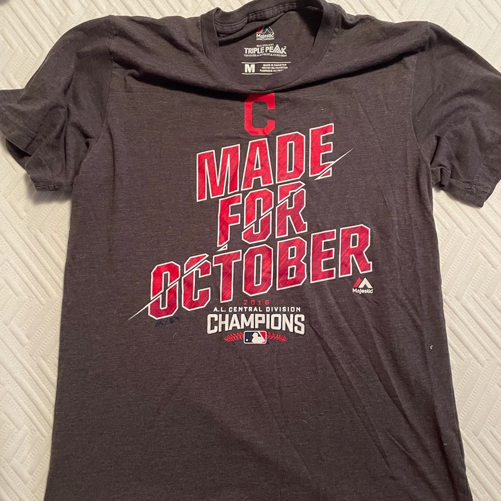Cleveland Indians T-Shirt (size M)